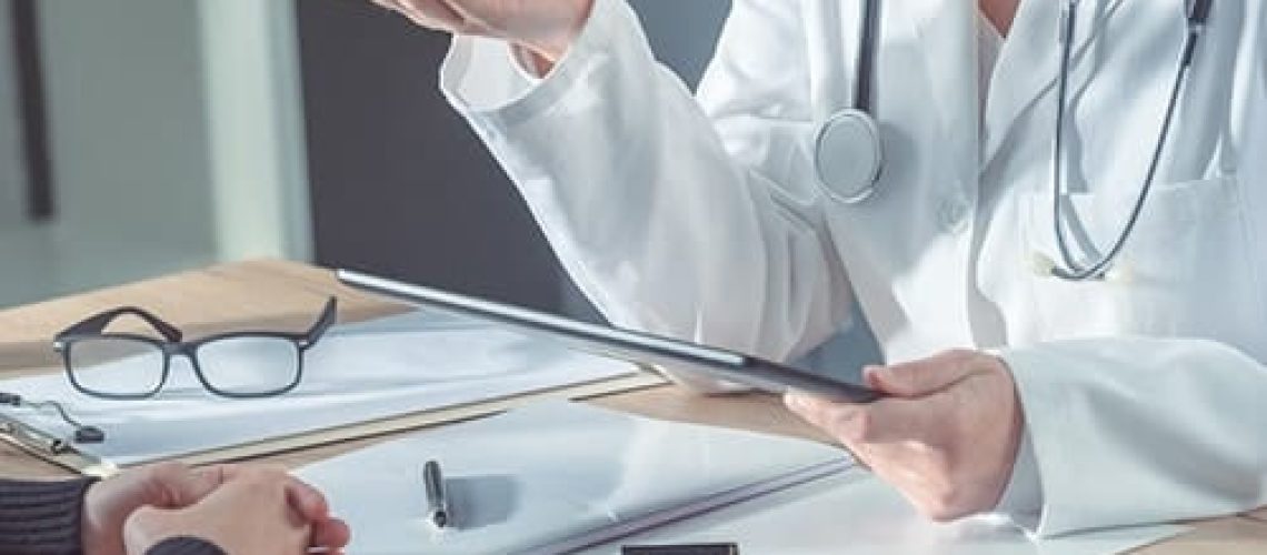 doctor discussing hospital detox